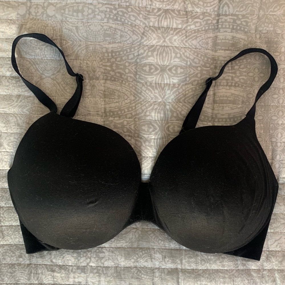 VS Perfect Shape Light Push Up Bra in Black Smooth